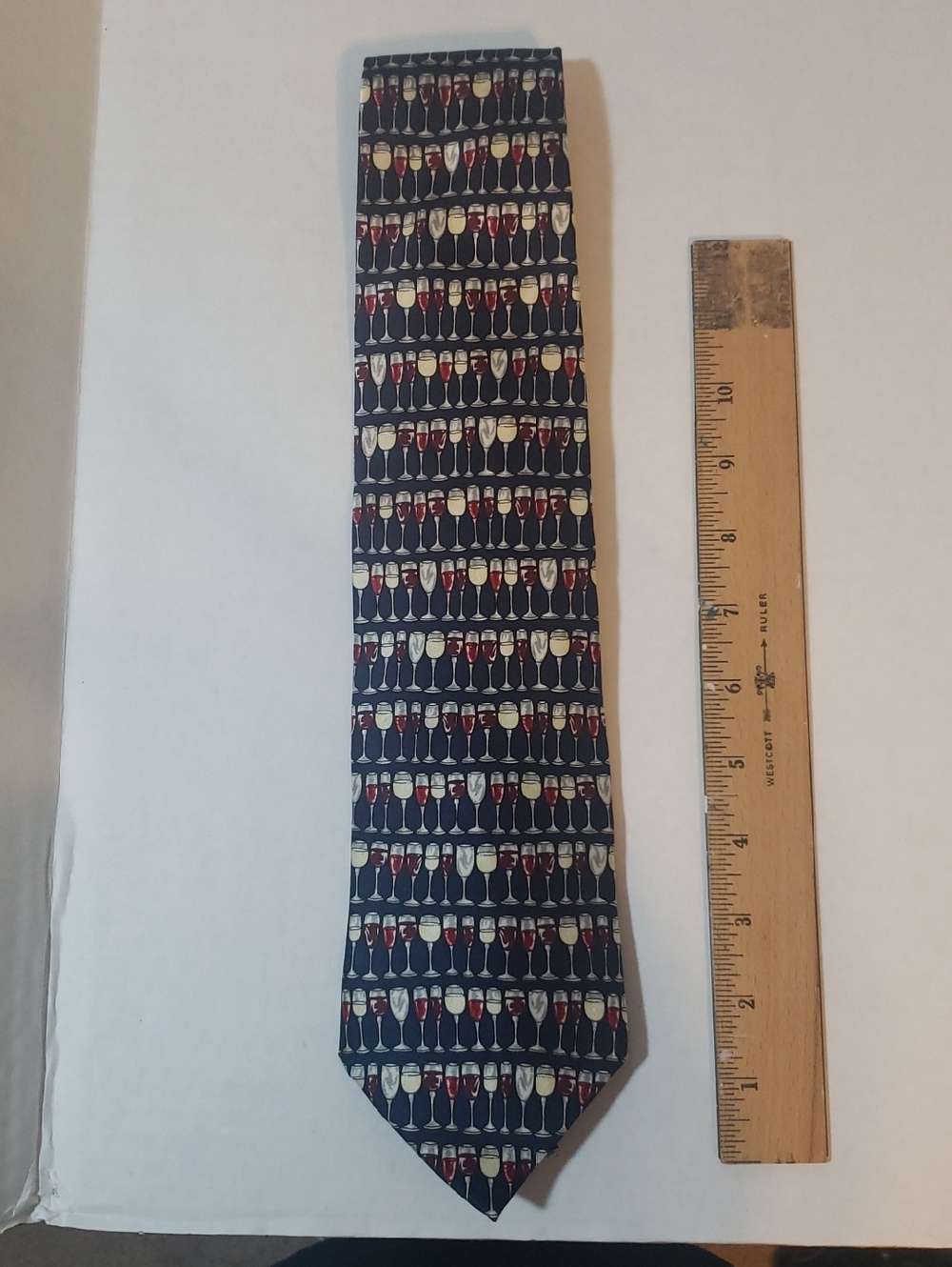 Museum Artifacts Men's Navy Tie with Wine Glass Pattern 100% Silk